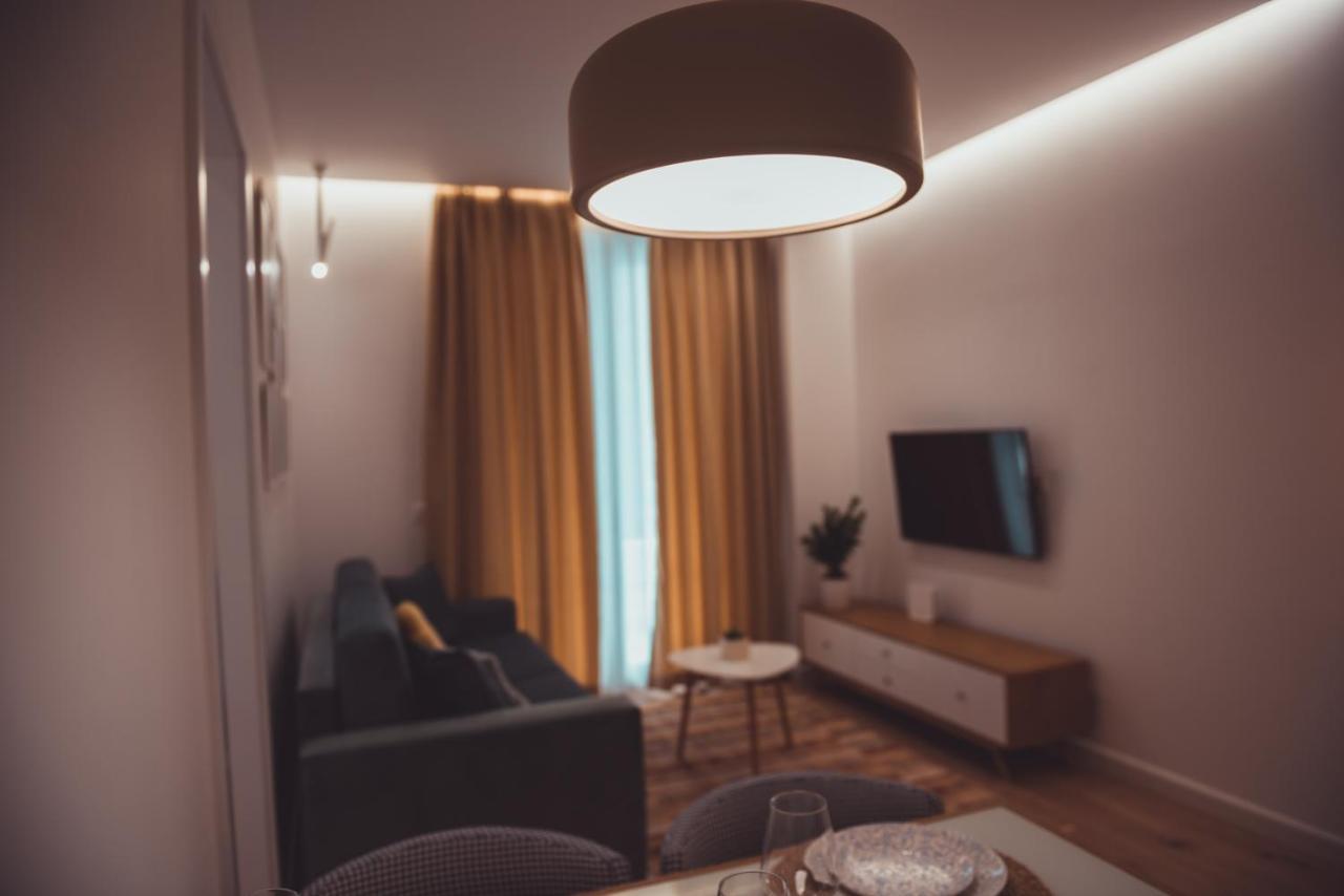 Tam Centre Luxury Serviced Apartments Tirana Esterno foto