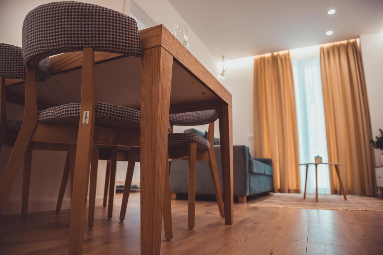Tam Centre Luxury Serviced Apartments Tirana Esterno foto