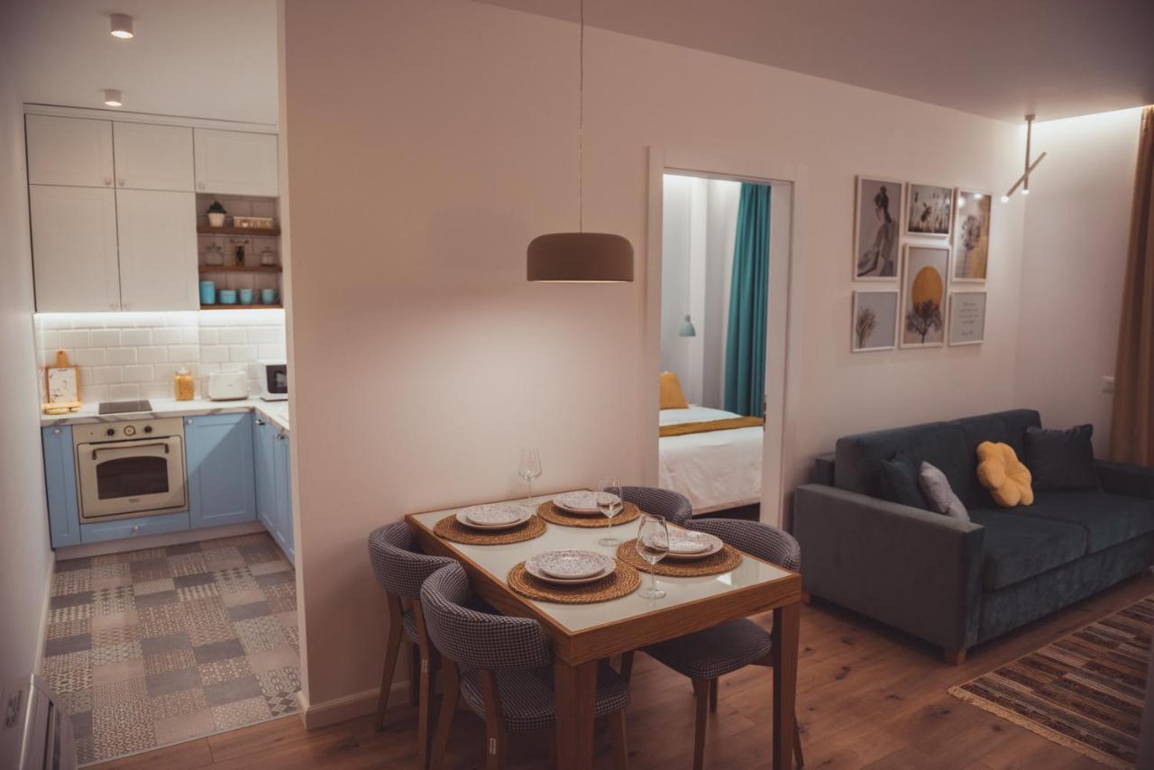 Tam Centre Luxury Serviced Apartments Tirana Esterno foto