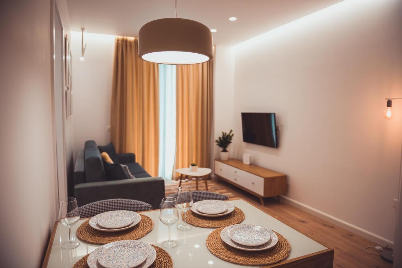 Tam Centre Luxury Serviced Apartments Tirana Esterno foto