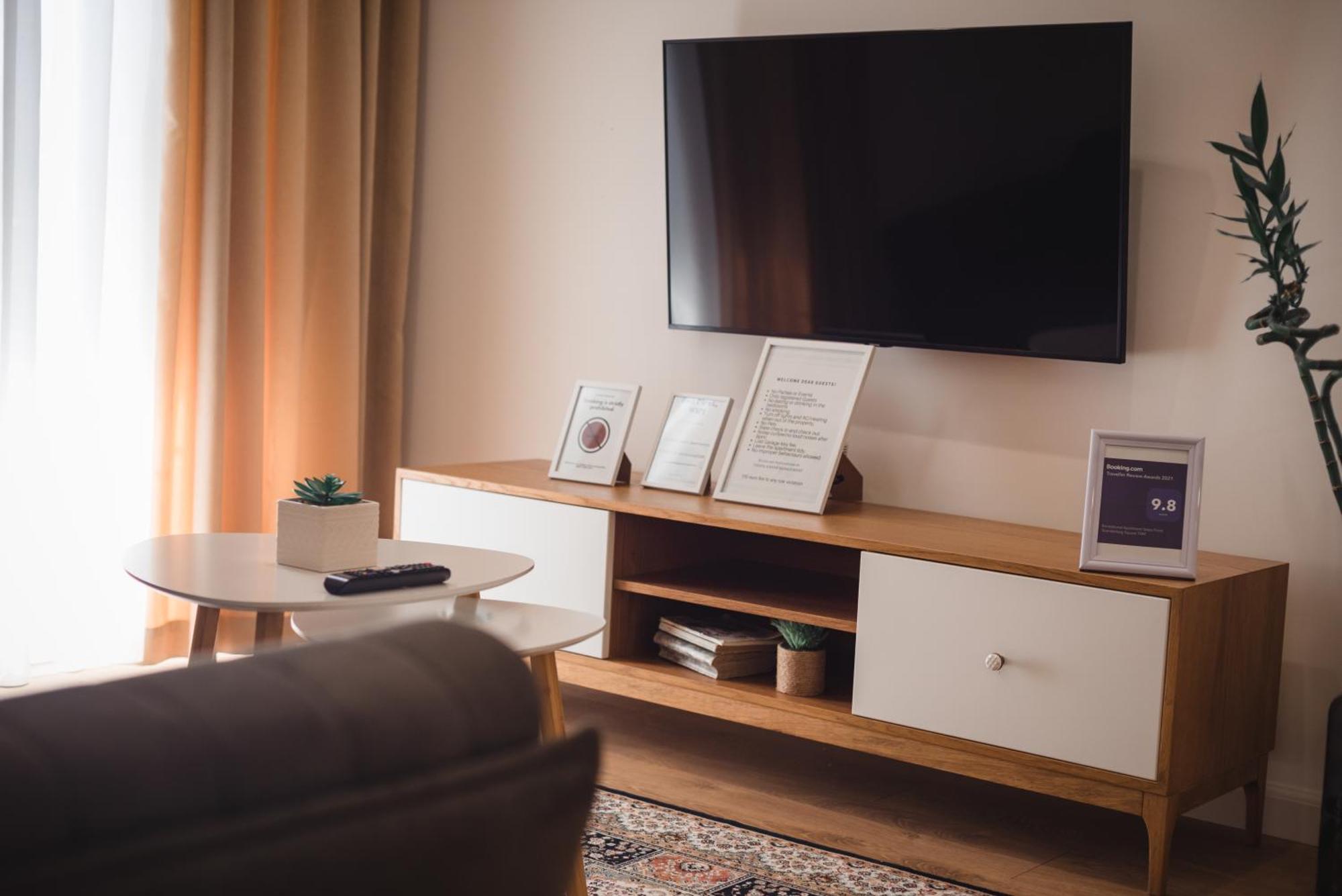 Tam Centre Luxury Serviced Apartments Tirana Esterno foto
