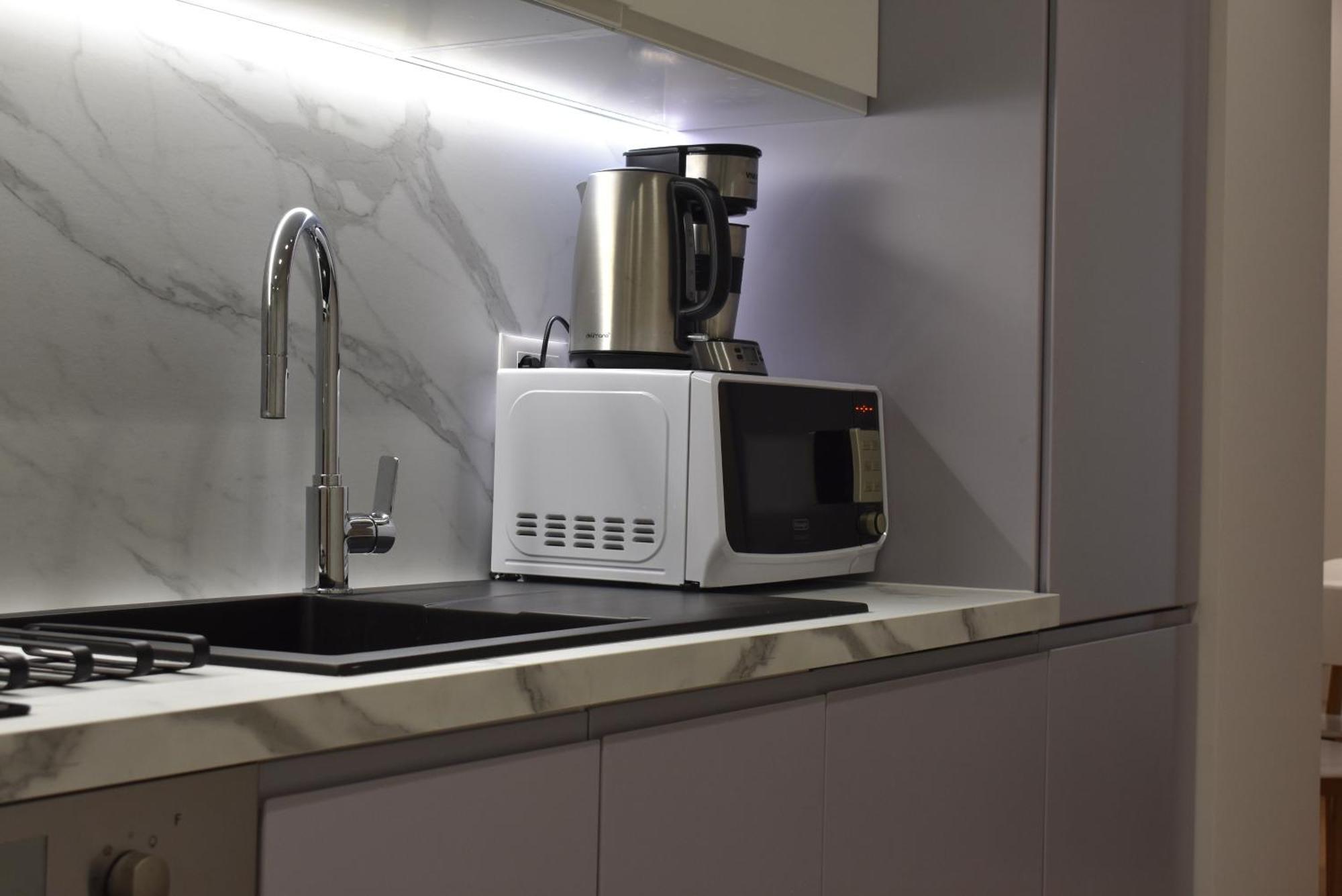 Tam Centre Luxury Serviced Apartments Tirana Esterno foto